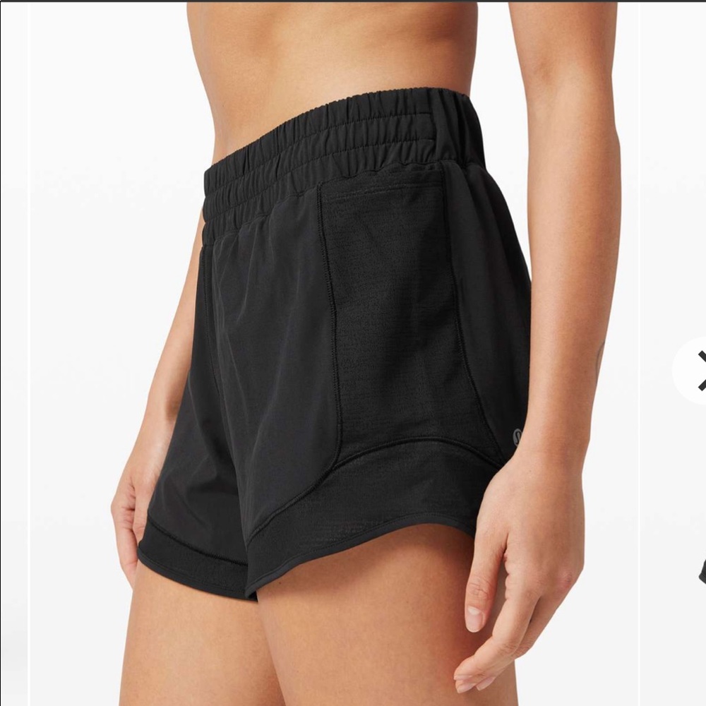 🌸lulu HR hotty hot shorts MESH 🌸